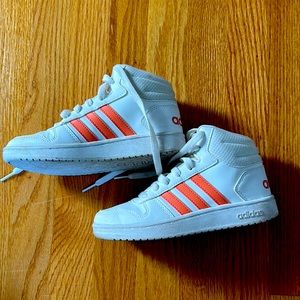 Kids Adidas high tops size 1.5 kids